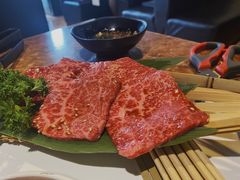 -炼火烤肉店