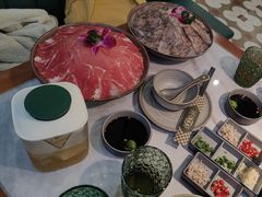 -喃喃椰·糟粕醋·椰子鸡火锅(七堡花园店)