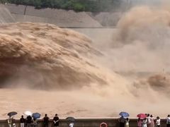 -黄河小浪底水利枢纽风景区
