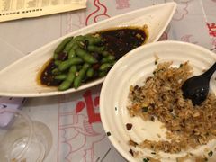 -肥肥虾庄·金牌油焖大虾(汉口城市广场店)