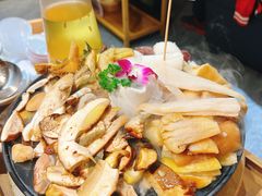 -一朵菌·野生菌探索家火锅(南亚店)
