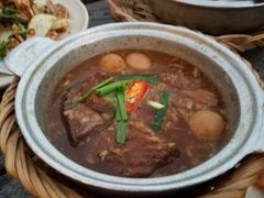 鹌鹑蛋卤肉-Cau Go Vietnamese Cuisine