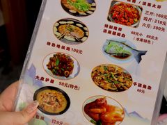 -丹水桥地锅鱼·翘嘴鲌·地方特色全鱼宴(丹江口大坝店)