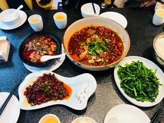 -万重锦·人文川菜馆(骡马市店)