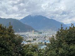 -比日神山
