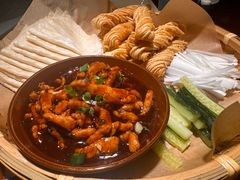 -魏铭鱼头捞饭(晋阳路店)