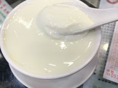 双皮奶-义顺牛奶公司(庇利金街店)