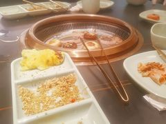 -梨花甄选自助烤肉(小寨原力场店)