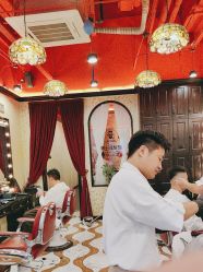 -东方先生国潮男士理发馆