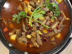 -江城燕子大排档(江汉路步行街店)