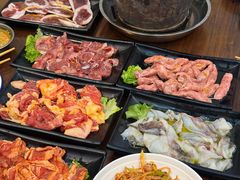 -韩风烤牛肉冷面店