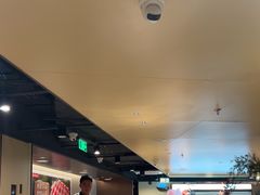 -海底捞火锅(银泰中心店)