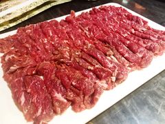 手切鲜牛里脊肉-南门四季铜锅涮肉(左家庄店)