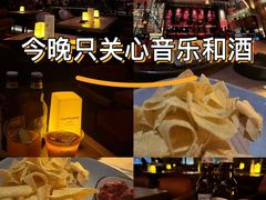 -FOUR PLAY BAR
