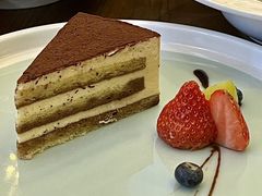 -Golden Lily河内巴黎法越料理餐厅(建国西路店)