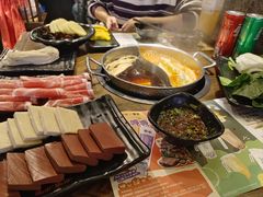 -呷哺呷哺 小火锅 (浦东新欧尚超市店)