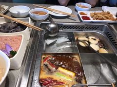 -海底捞火锅(公益西桥店)