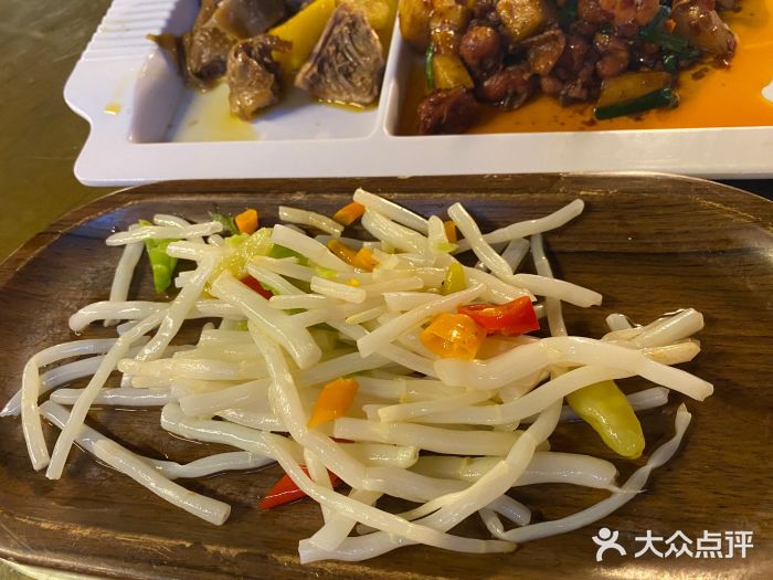 隔壁老王·家常云南菜(花巷店)图片