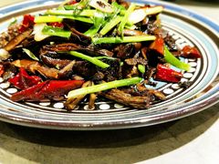 -半山腰·云南菜(侨福芳草地店)