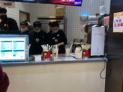 -沪上阿姨·精选茶饮(滨海永旺梦乐城店)