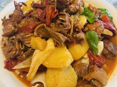 新疆大盘鸡-巴扎美食·新疆菜·西域歌舞表演餐厅(新疆大厦店)