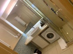 -海豚湾高端月子会所(黄浦店)