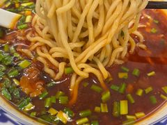 -陇上秦轩西安biangbiang面(朝龙汇店)
