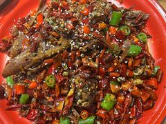 -先启半步颠小酒馆(虹桥龙湖天街店)