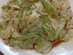 酱爆圆白菜-清真宏玉祥黄门脸餐厅(华荫东里店)