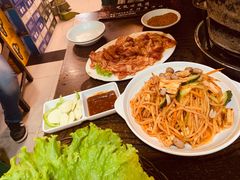 -韩风烤牛肉冷面店