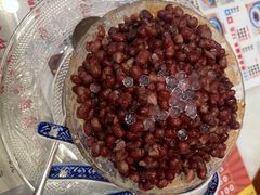 牛奶红豆沙冰-广信牛奶甜品世家(台东店)