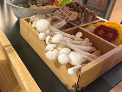 -廖掌柜·重庆鲜货火锅(上海首店)