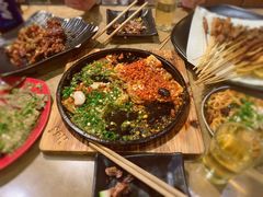 -何师烧烤Pro ·江湖川菜·小龙虾·精酿(太古里旗舰店)