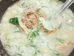 牛杂雪浓汤-神仙雪浓汤(明洞店)