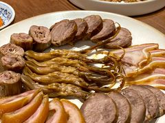 -肆海小川菜酒馆Wine Bistro (青年路店)