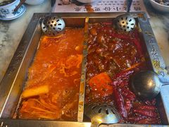 -月满大江火锅(总府路店)