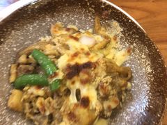 -more than meow吴止猫主题餐厅(承德 中船汇店)