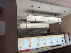 -海底捞火锅(杭州庆春路夜宵主题店)