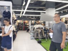 -迪卡侬(高新万达店)