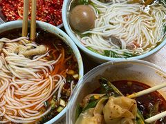 -全家福米线