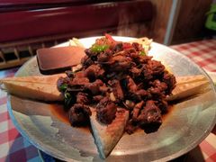 地锅山地鸡-俭朴菜(鲁磨路店)