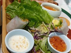 -越弥越南传统美食馆