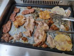 -鼎先生海鲜自助烤肉火锅(大学城店)