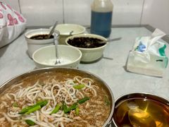 -正宗杨记普洱酸醋米线(总店)