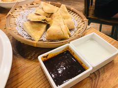 烤馕饼-塔哈尔·新疆盛宴(城西银泰店)