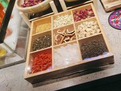 -芝小官毛肚火锅海鲜自助(淮安清江浦区新亚店)