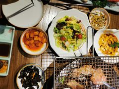 -明洞阿姨·韩式酱蟹烤肉·创意料理(三元桥店)