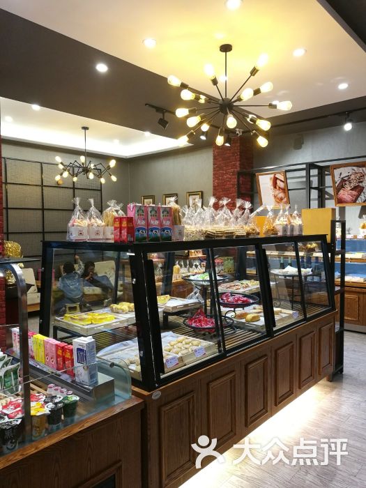 甜桂坊蛋糕店(人民路店)图片 第3张