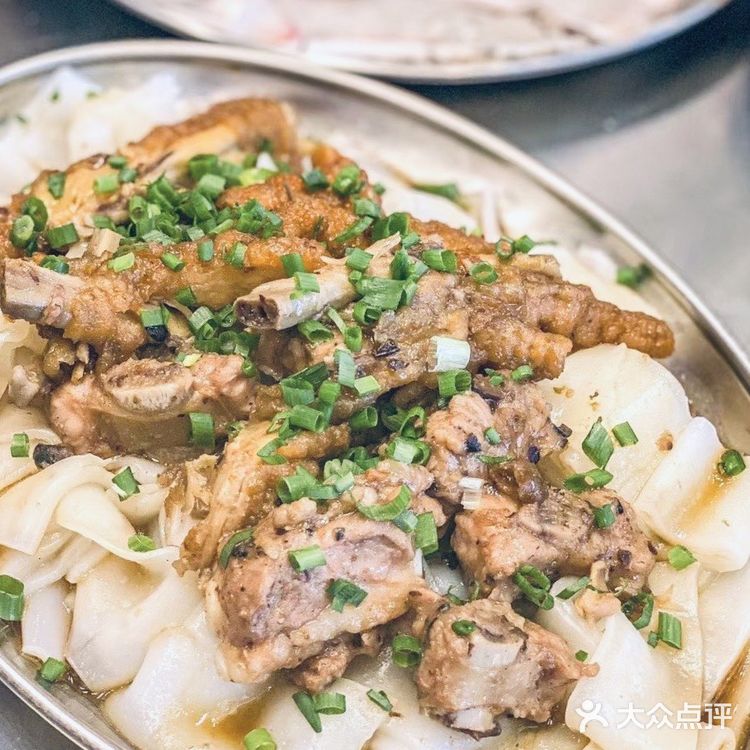 人间烟火气，地道顺德菜！清淡鲜美，香得来～