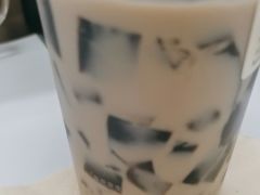 -喜茶(北京华贸购物中心店)